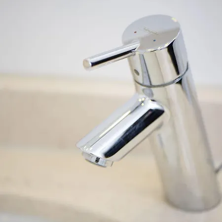 فندق أمبا 3*