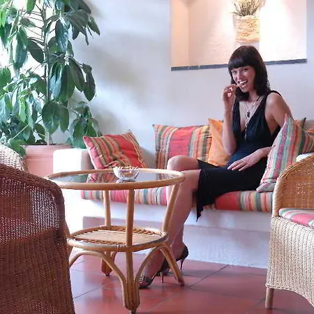 Amba Hotel