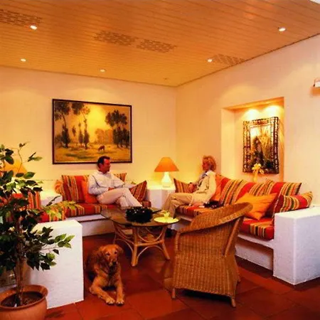 Hotel Amba 3*